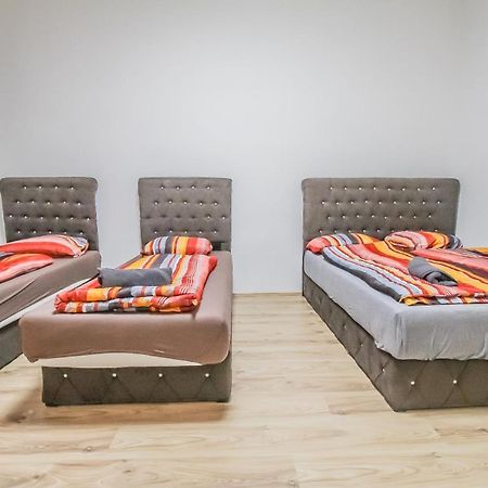 Comfort Apartment 5P Mz Wina Bagian luar foto