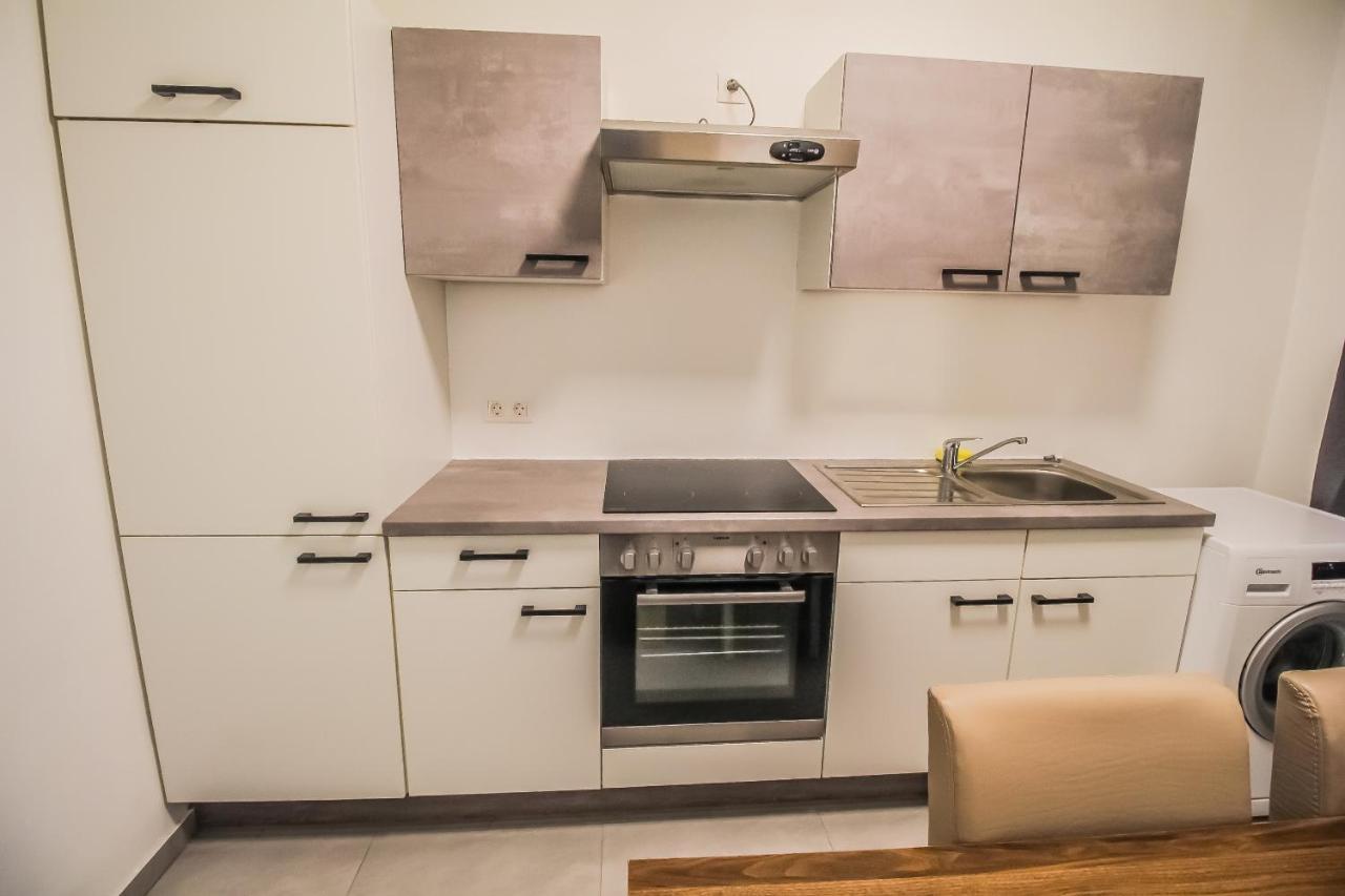 Comfort Apartment 5P Mz Wina Bagian luar foto
